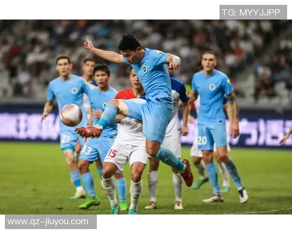 上海申花在中超第29轮以1-0小胜深圳新鹏城成功夺得重要三分 上海申花在中超第29轮以1-0小胜深圳新鹏城成功夺得重要三分