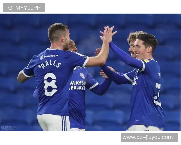 进攻火力全开泰森高效21分阿伦贡献全能表现助力球队胜利 进攻火力全开泰森高效21分阿伦贡献全能表现助力球队胜利